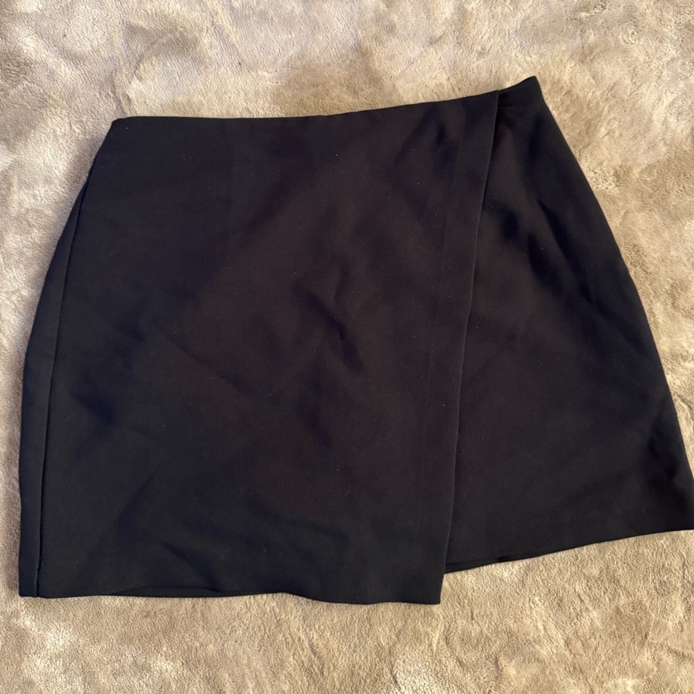 Abercrombie & Fitch Elegant Black Crossover Skort